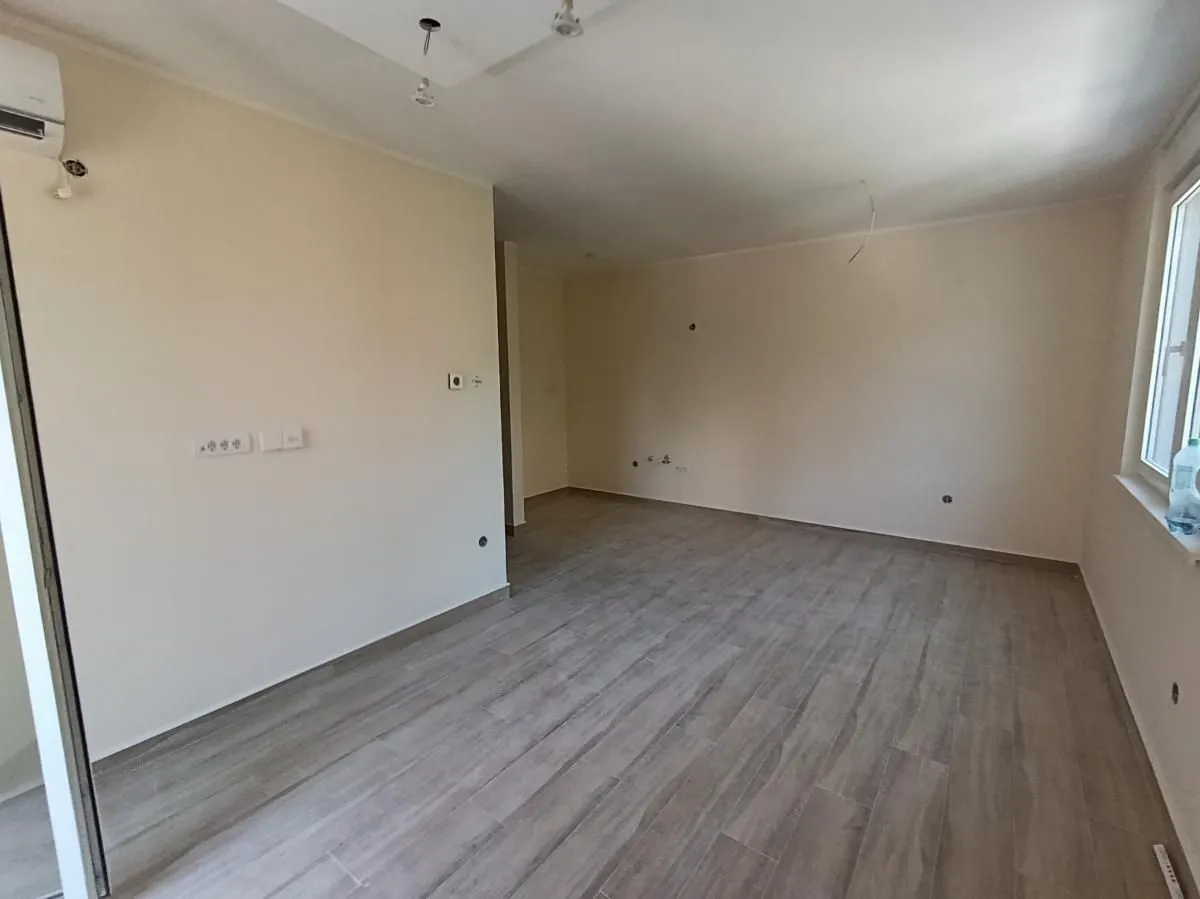 Prodaja, dvosoban stan, 41m², Sajmište, Novi Sad