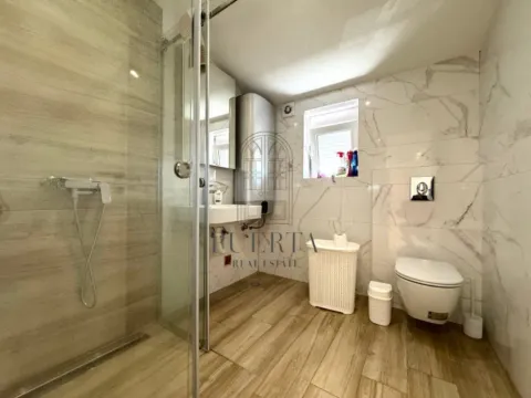 Izdavanje, dvosoban stan, 100m², Preko Morače, Podgorica - image 13