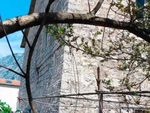 Prodaja, kuća, 220m², Prčanj, Kotor - image 2