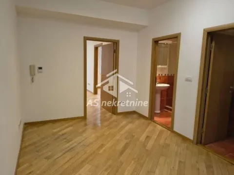 Izdavanje, stan, 65m², Stari Grad, Beograd - image 13