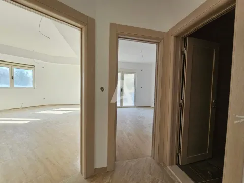 Prodaja, trosoban stan, 132m², Bečići, Budva - image 13