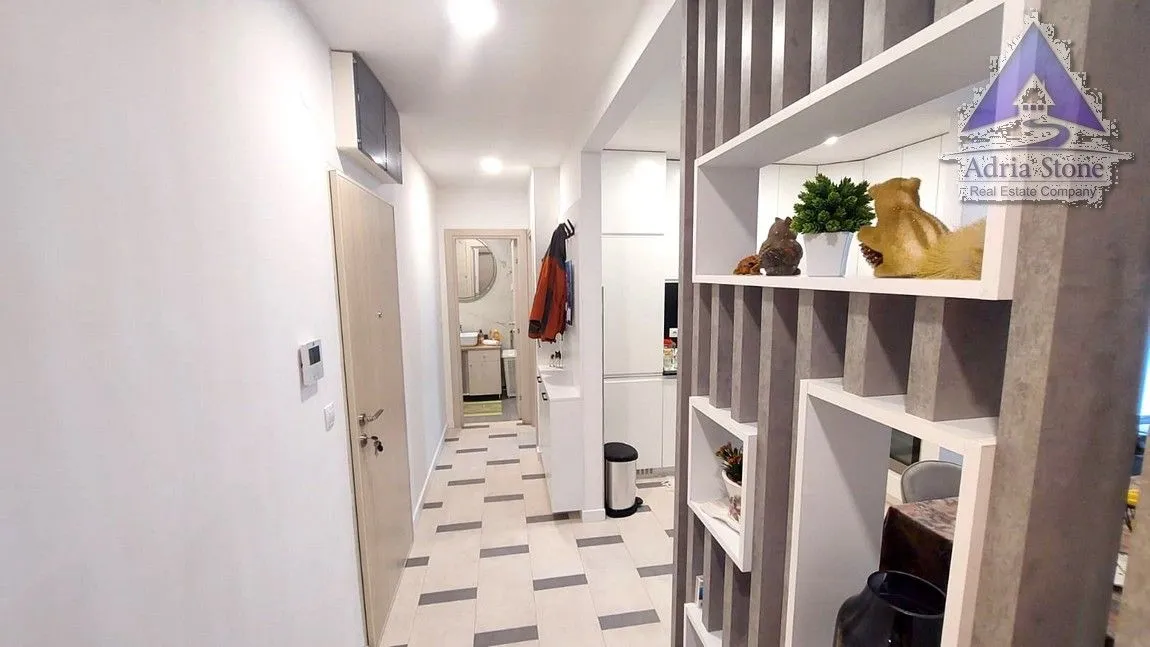 Prodaja, trosoban stan, 89m², Seljanovo, Tivat