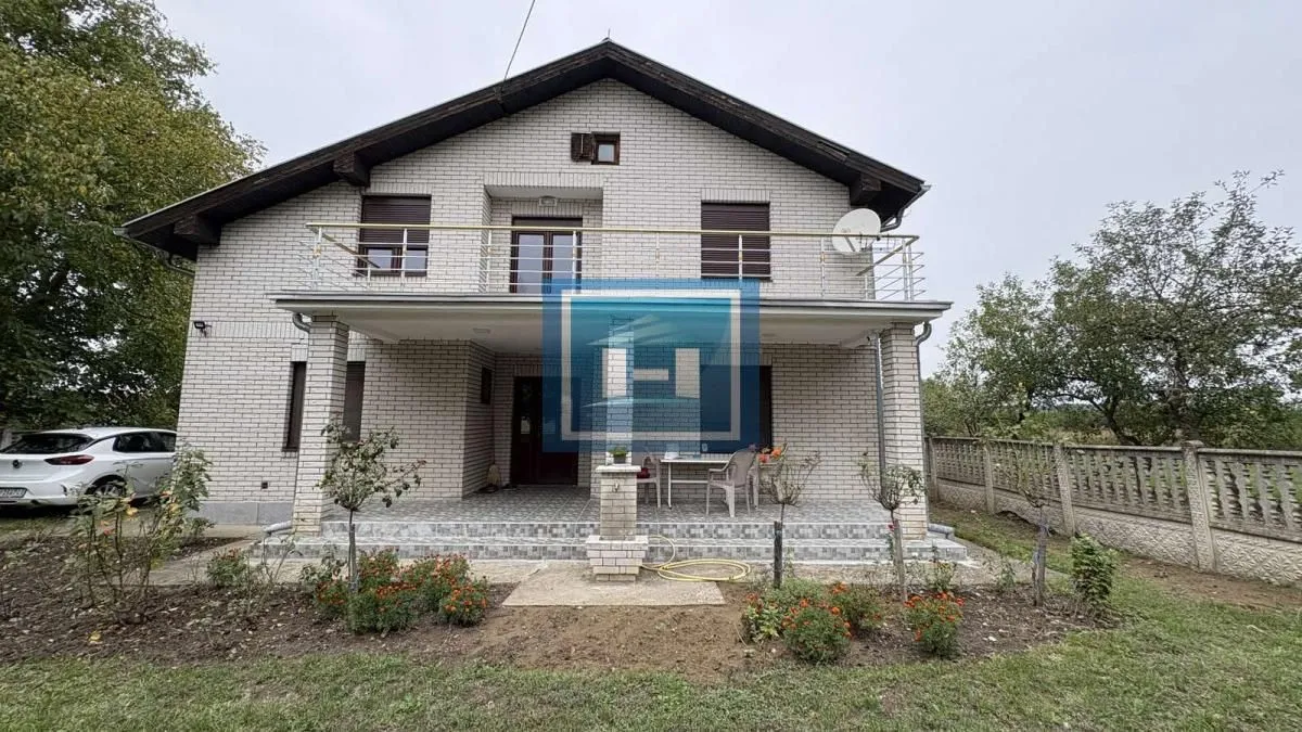 Prodaja, kuća, 275m², Mali Popović, Jagodina