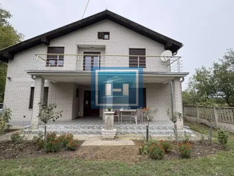 Sale, house, 275m², Mali Popović, Jagodina - image 2