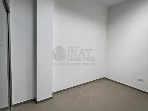 Sale, office space, 14m², Voždovac Sve Podlokacije, Beograd