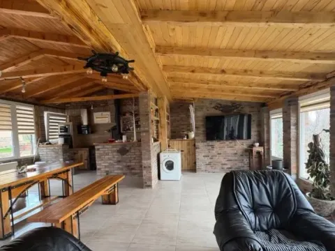 Prodaja, kuća, 160m², Perlez, Zrenjanin - image 11