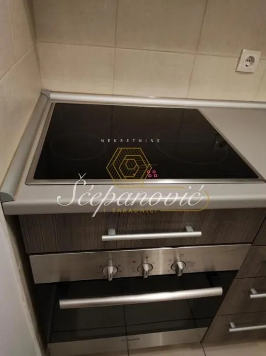 Prodaja, dvosoban stan, 41m², Nova Detelinara, Novi Sad Sve Podlokacije