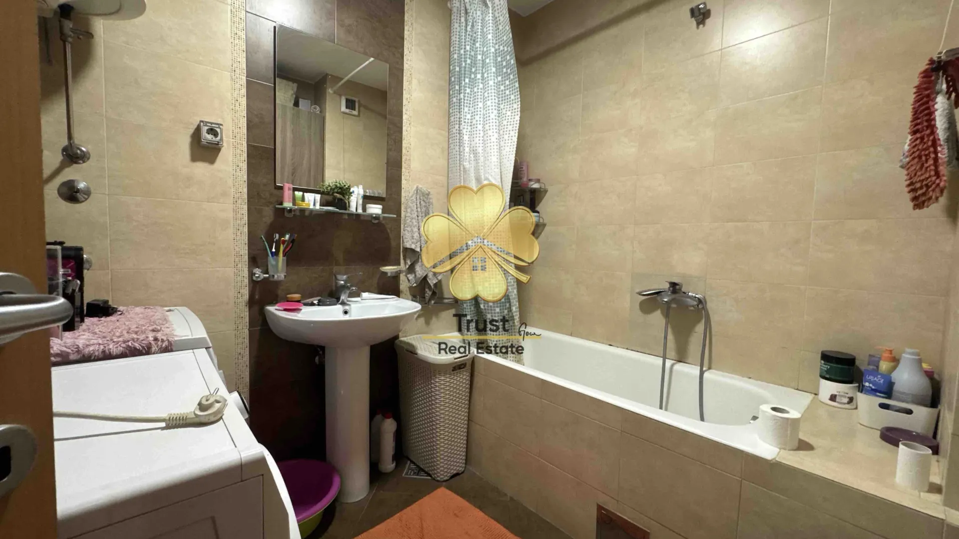 Rent, two bedroom apartment, 70m², Stari Aerodrom, Podgorica