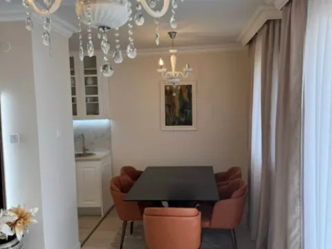 Izdavanje, trosoban stan, 90m², Centar, Podgorica - image 8