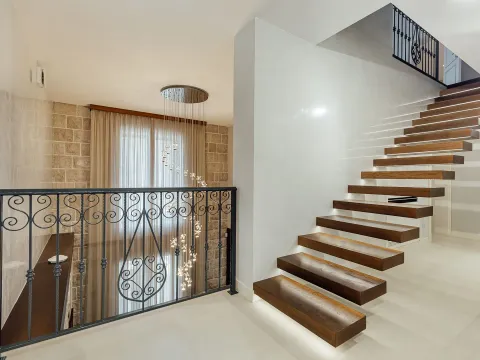 Sale, house, 819m², Ljuta, Kotor - image 27