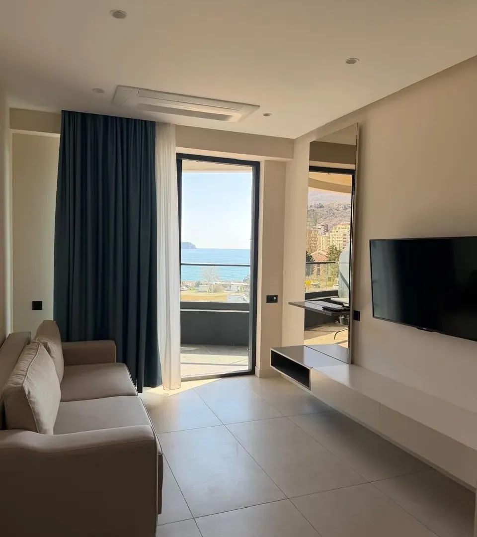 Sale, one bedroom apartment, 51m², Bečići, Budva
