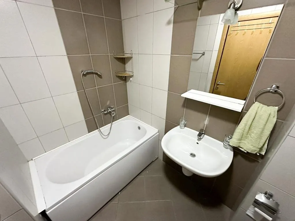 Izdavanje, jednosoban stan, 48m², Ljubović, Podgorica