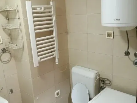 Prodaja, jednosoban stan, 48m², Stari Aerodrom, Podgorica - image 8