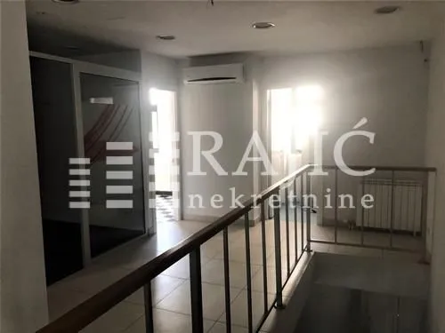 Rent, office space, 180m², Kalenić Pijaca, Vračar Sve Podlokacije