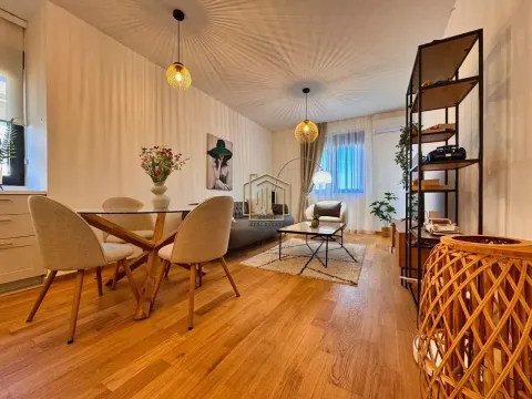 Prodaja, jednosoban stan, 46m², City Kvart, Podgorica - image 6