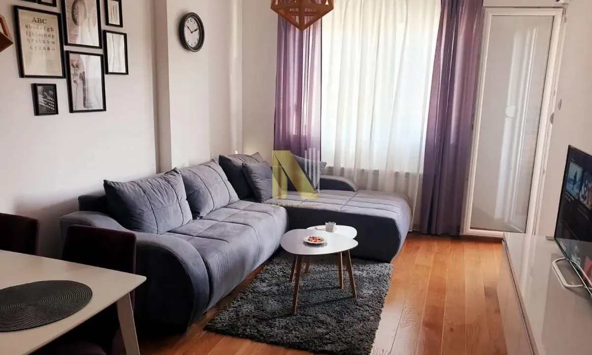 Izdavanje, dvosoban stan, 41m², Rotkvarija, Novi Sad Sve Podlokacije