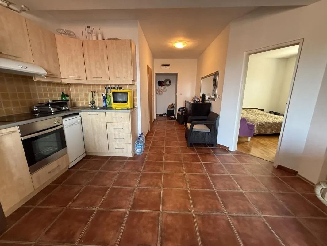 Sale, two bedroom apartment, 82m², Petrovac, Budva