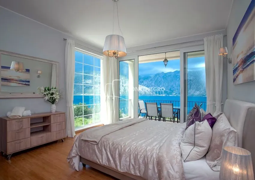 Prodaja, dvosoban stan, 99m², Prčanj, Kotor