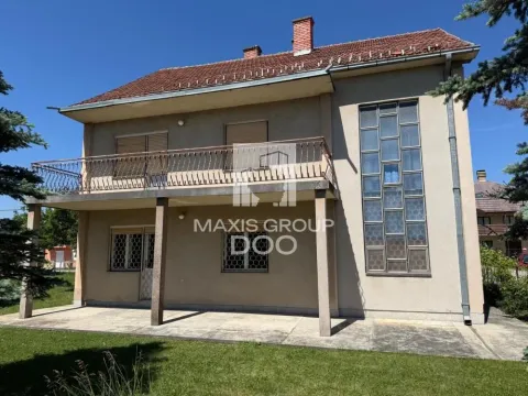 Prodaja, kuća, 297m², Kragujevac, Srbija - image 1