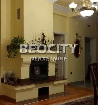 Prodaja, četvorosoban stan, 132m², Centar, Novi Sad - image 12