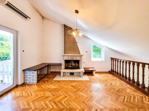 Rent, house, 250m², Mareza, Podgorica - image 9