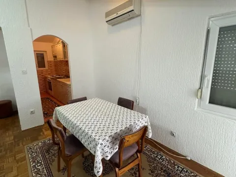 Rent, two bedroom apartment, 70m², Makedonsko naselje, Bar - image 4