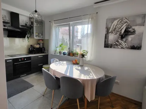 Prodaja, trosoban stan, 83m², Denkova Basta, Zvezdara Sve Podlokacije - image 3