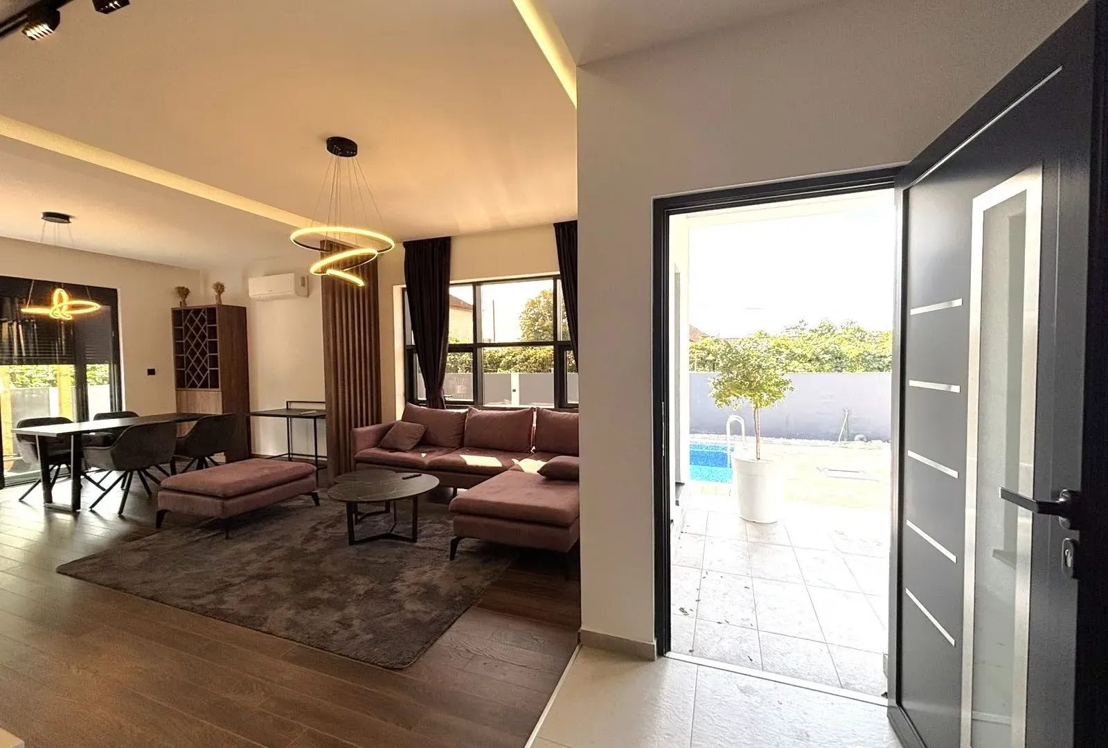 Prodaja, kuća, 150m², Donja Gorica, Podgorica