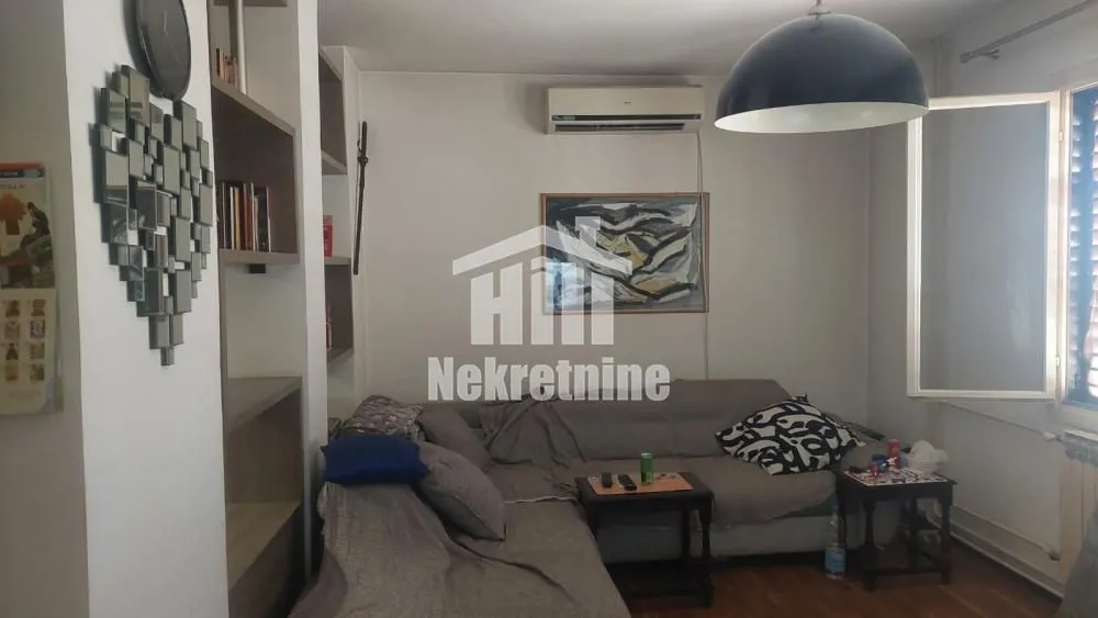 Sale, house, 250m², Voždovac Sve Podlokacije, Beograd
