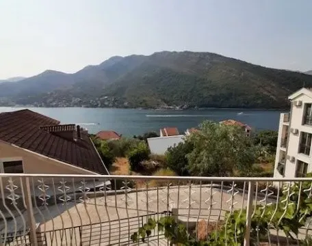 Prodaja, kuća, 156m², Lepetani, Tivat