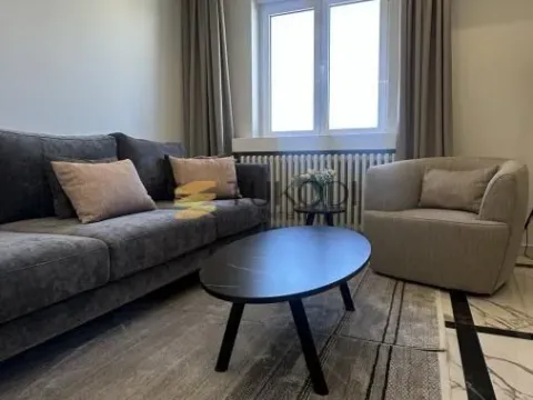 Izdavanje, trosoban stan, 67m², Tašmajdan, Palilula Sve Podlokacije - image 3