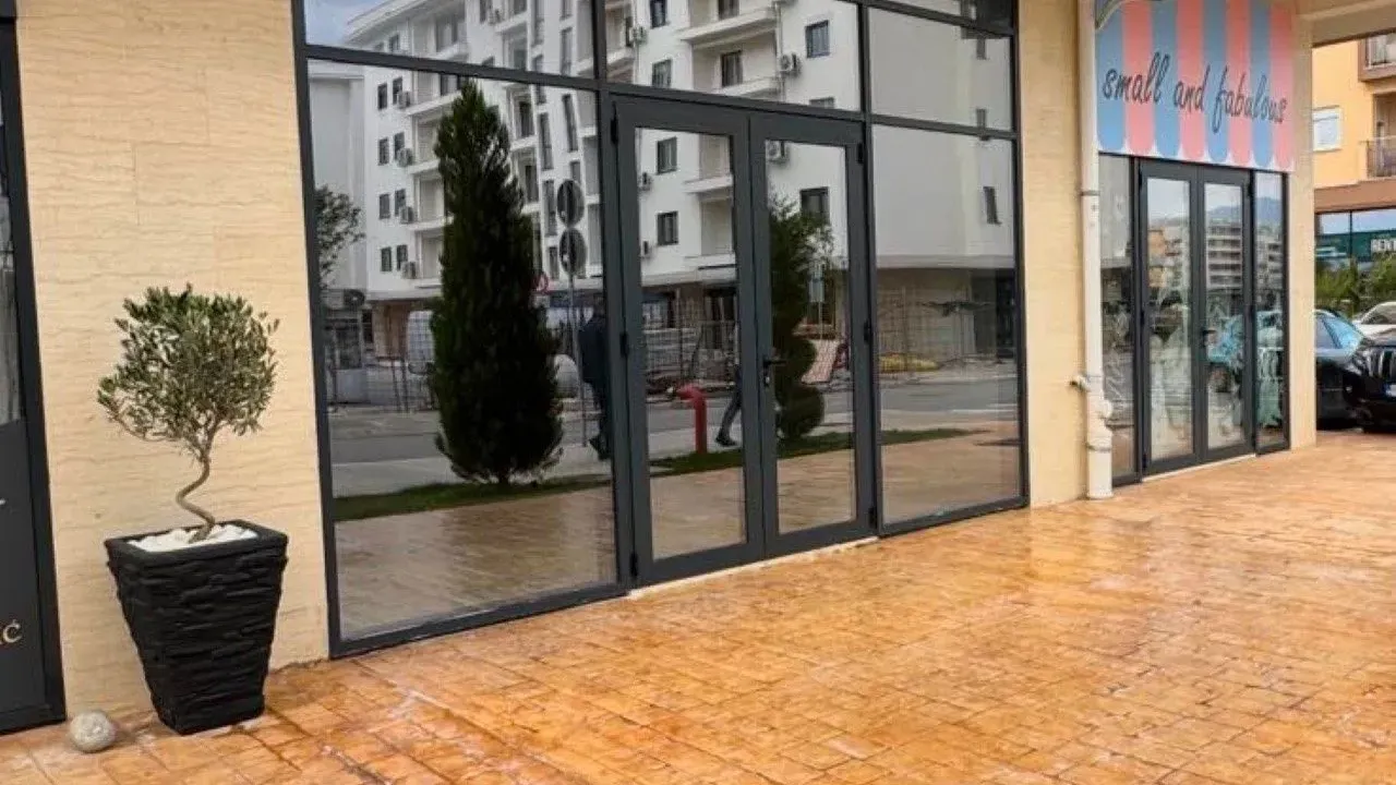 Rent, office space, 74m², City Kvart, Podgorica