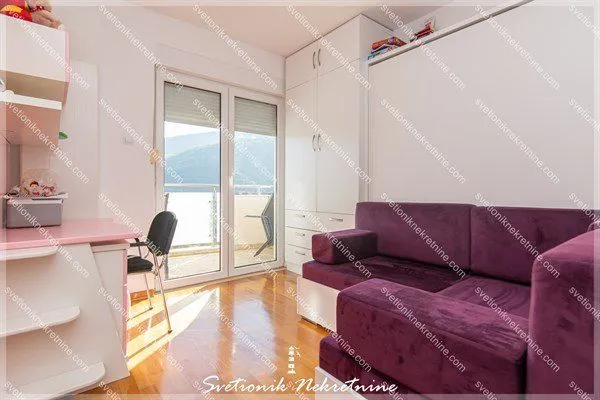 Prodaja, dvosoban stan, 85m², Igalo, Herceg Novi