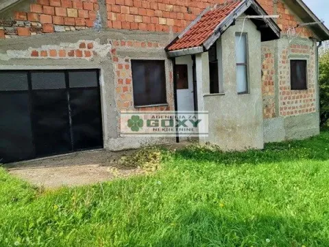 Prodaja, kuća, 105m², Voždovac Sve Podlokacije, Beograd