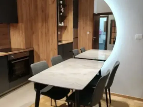 Izdavanje, jednosoban stan, 45m², Tuški Put, Podgorica - image 5