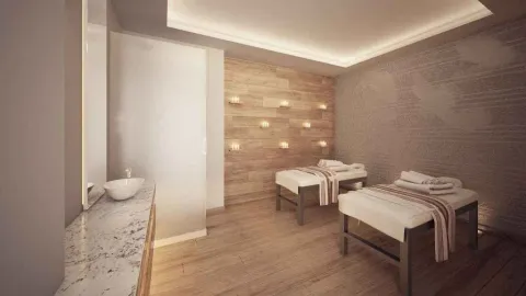 Moderne kupatilo sa kadama za masažu i umivaonikom. - image 38