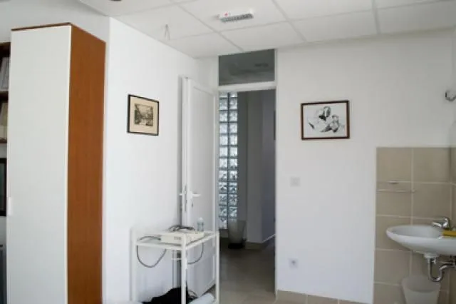 Rent, office space, 80m², Mali Mokri Lug, Zvezdara Sve Podlokacije