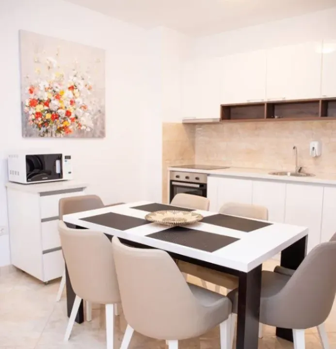 Prodaja, dvosoban stan, 89m², Bečići, Budva