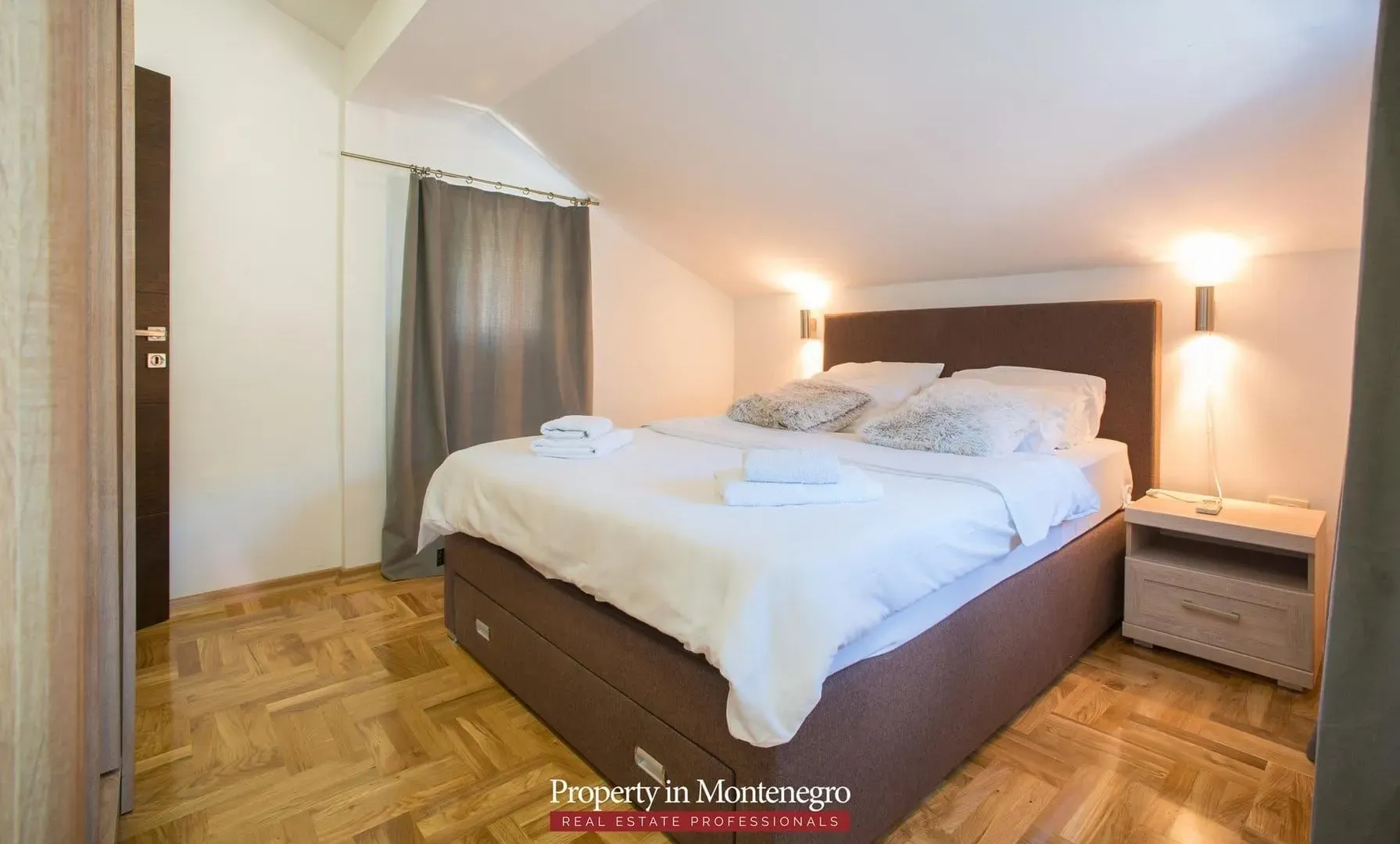 Prodaja, kuća, 350m², Stoliv, Kotor