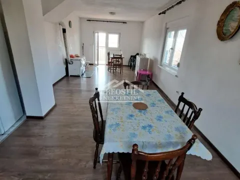 Prodaja, kuća, 204m², Ritopek, Grocka - image 4