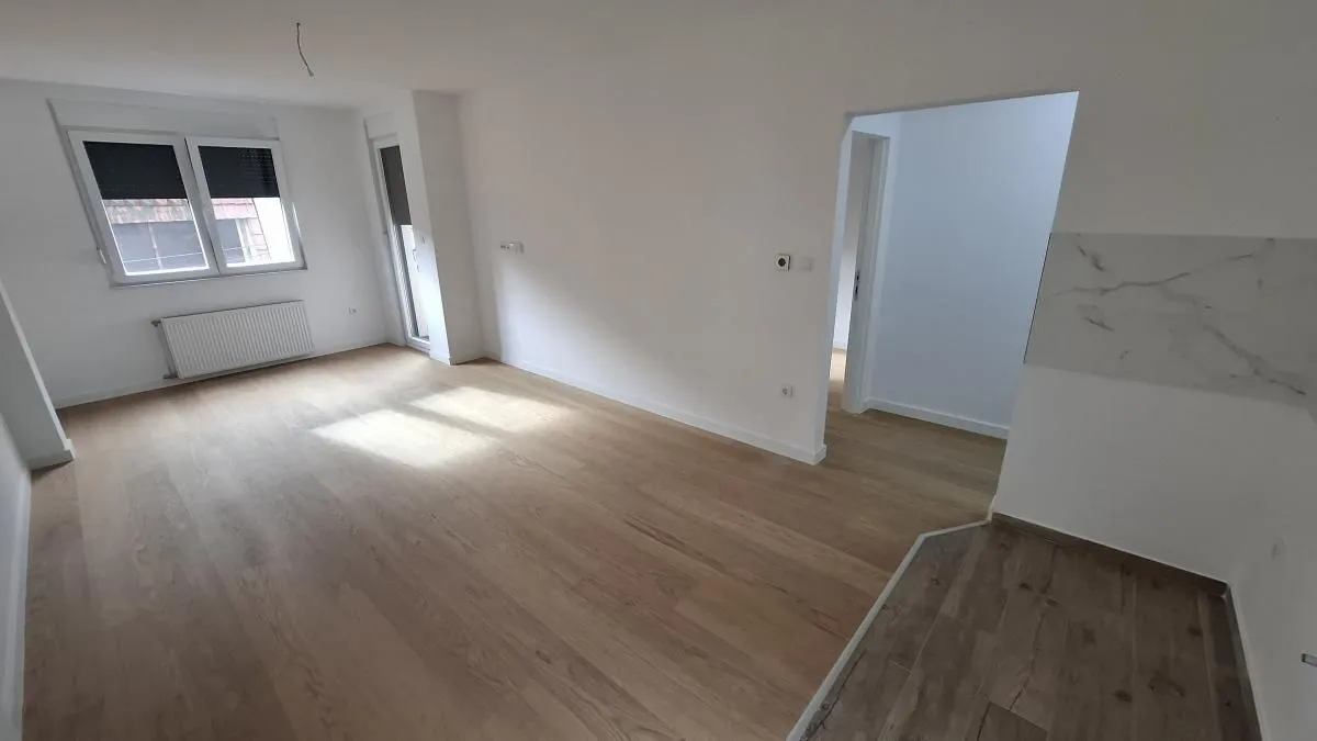 Prodaja, trosoban stan, 58m², Detelinara, Novi Sad Sve Podlokacije