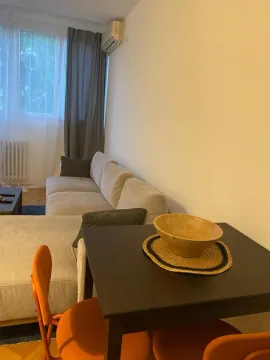 Izdavanje, trosoban stan, 44m², Novi Beograd Blok 1 Fontana, Novi Beograd Sve Podlokacije - image 12