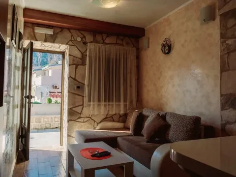 Sale, hospitality venue, 420m², Prčanj, Kotor - image 4