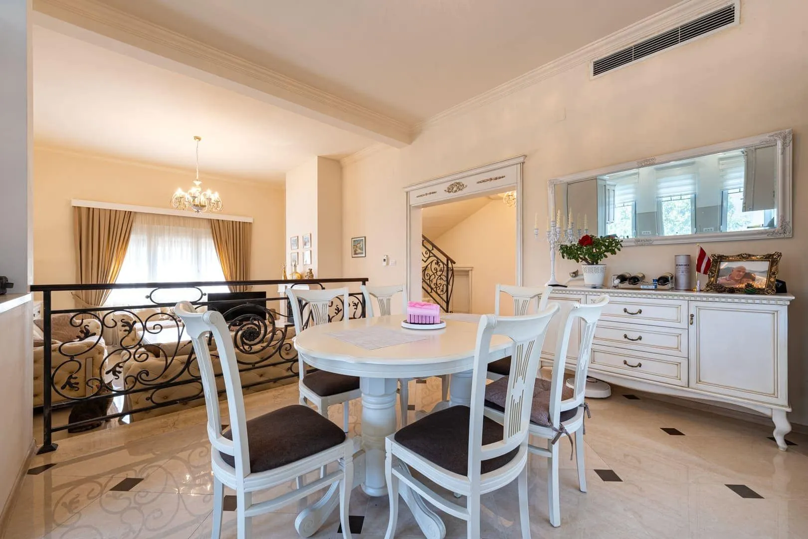 Prodaja, kuća, 277m², Radovići, Tivat