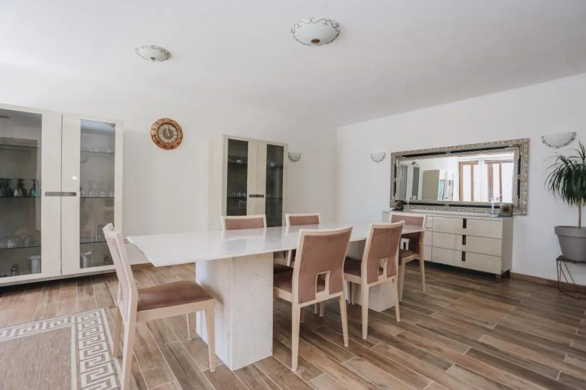 Prodaja, kuća, 517m², Krašići, Tivat
