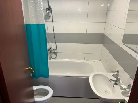 Izdavanje, jednosoban stan, 55m², City Kvart, Podgorica - image 7