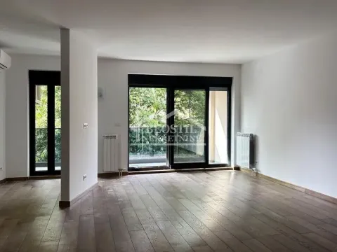 Prodaja, trosoban stan, 83m², Kalenić Pijaca, Vračar Sve Podlokacije - image 3