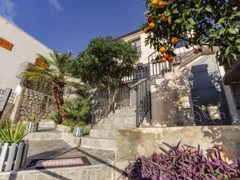 Sale, house, 70m², Lepetani, Tivat