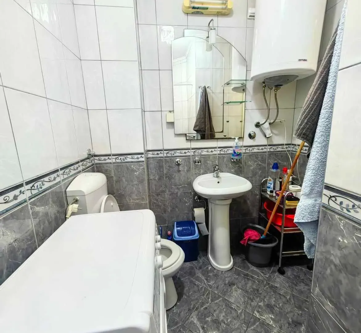Izdavanje, stan, 22m², Tivat, Crna Gora