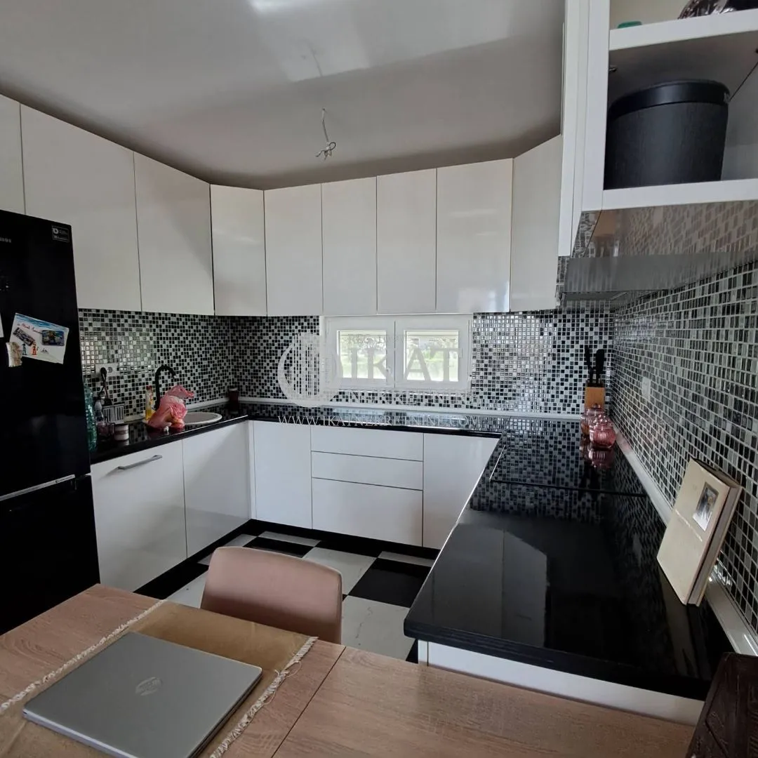 Prodaja, kuća, 250m², Grocka, Beograd